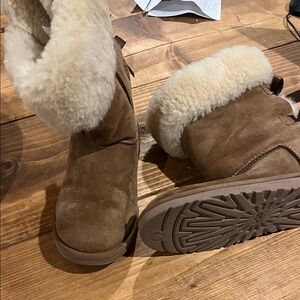 UGG Tan Shearling-Lined Winter Boots 6